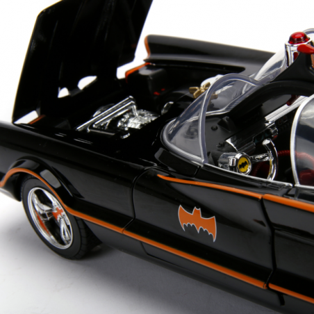 Batmovil metal 1:18 1966 classic tv serie con 2 figuras