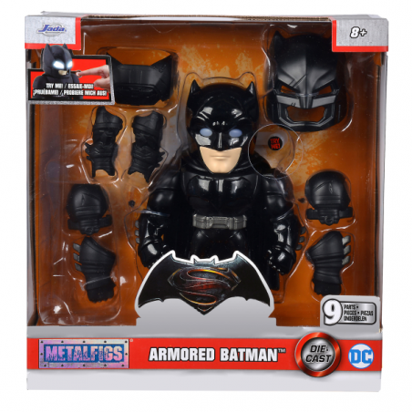 Figura metal batman armored 15 cm